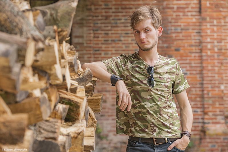 Men's Made in France t-shirt in khaki polyamide with military mesh print Alexandre - Image 6