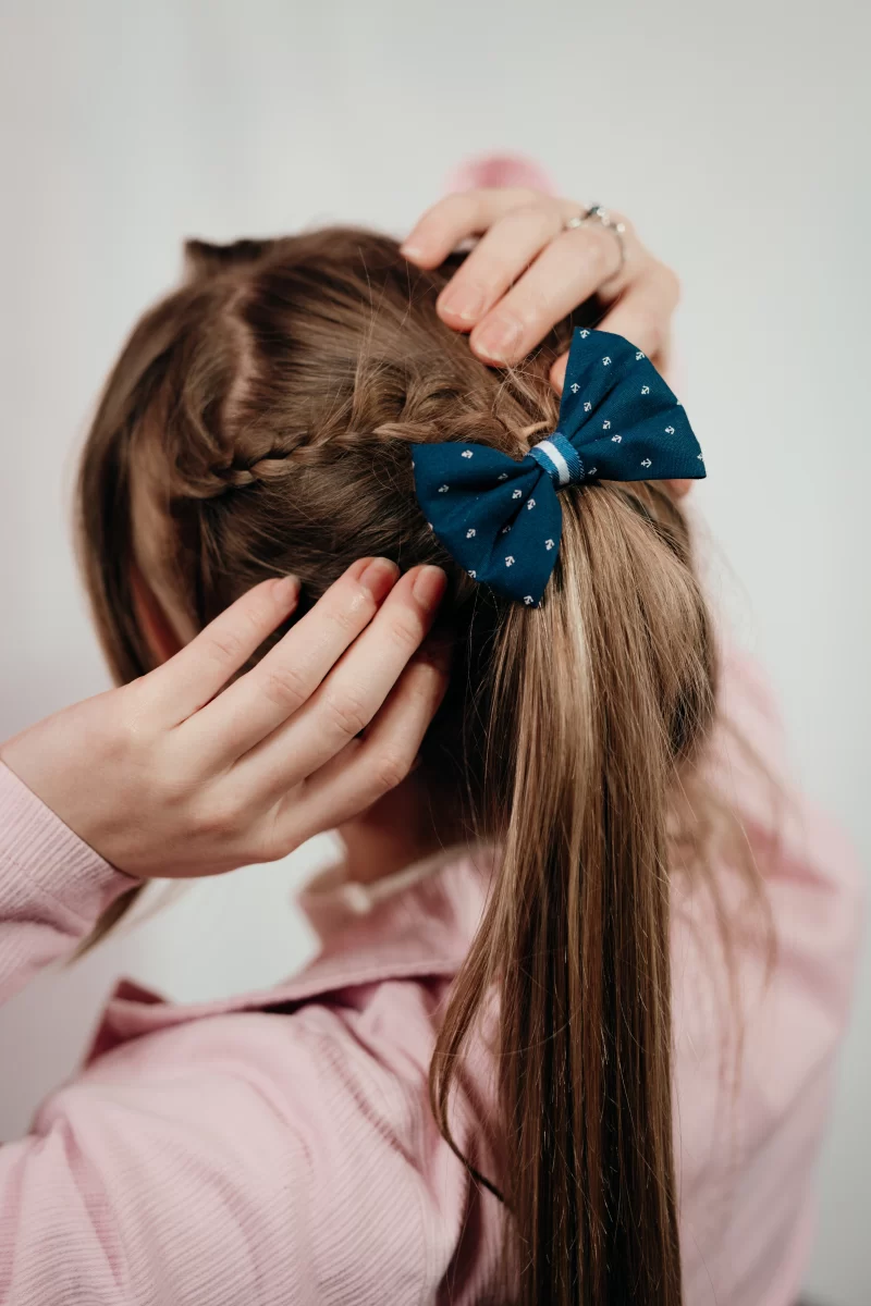 Noeud pour cheveux en coton bleu marine imprimé ancres Levez l'Ancre