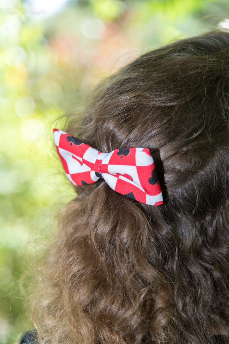 noeud pour cheveux alice au Pays des Merveilles