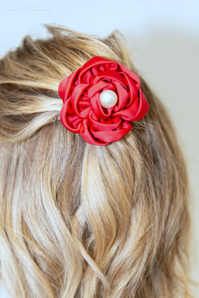 accessoire fleur rouge pour cheveux made in france fait main