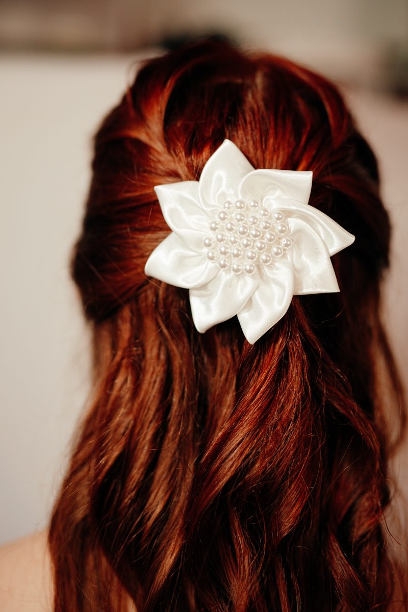 fleur pour cheveux made in France edelweiss idée cadeau saint valentin noel artisanat français
