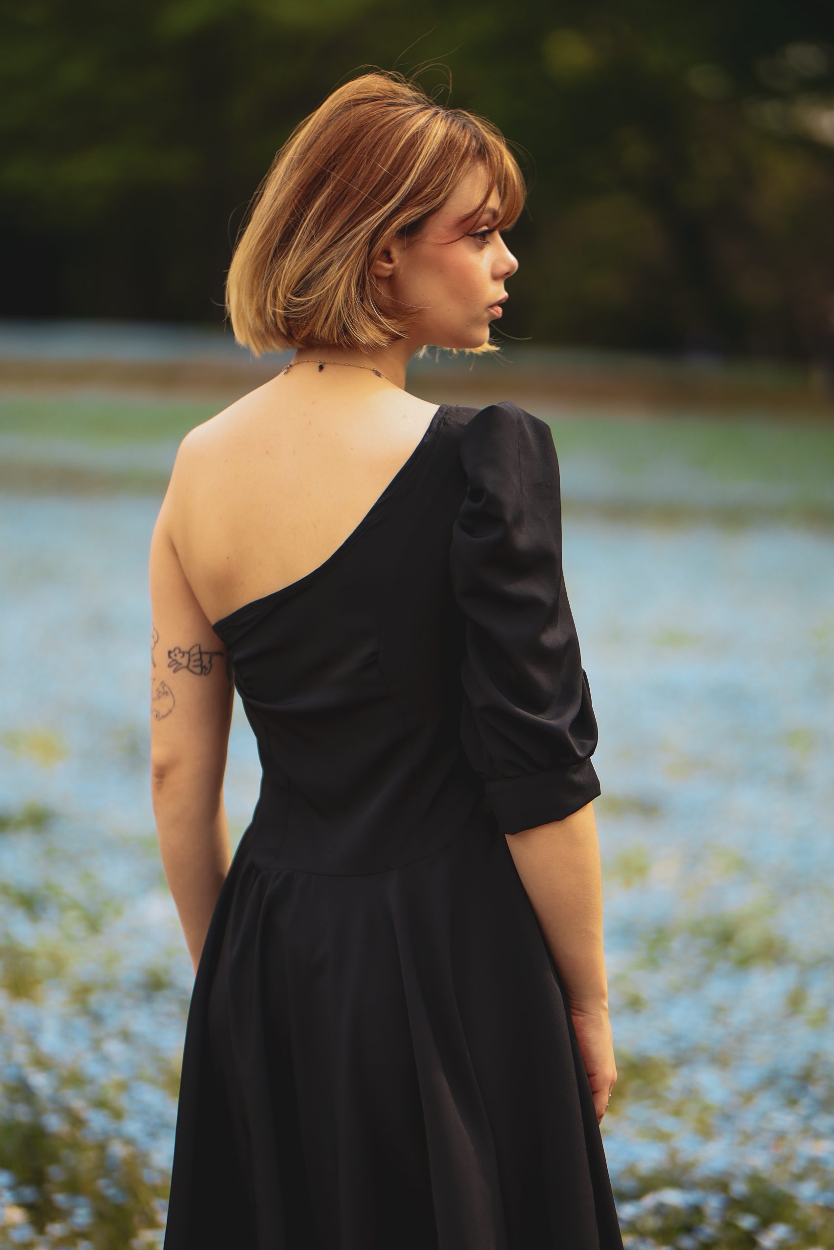 robe noire made in france asymétrique Chérie et Dandy