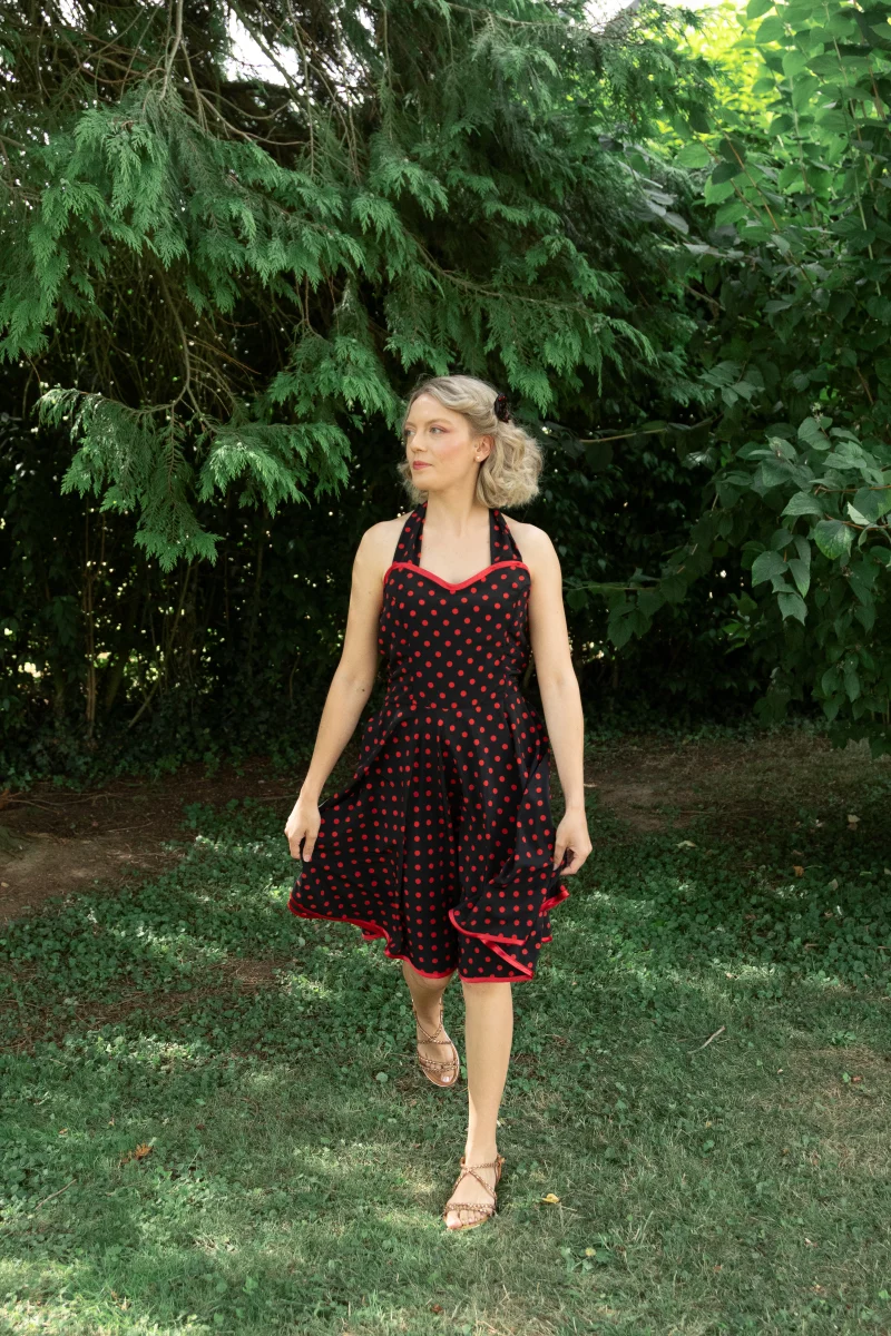 robe pin up made in france noire à pois rouges